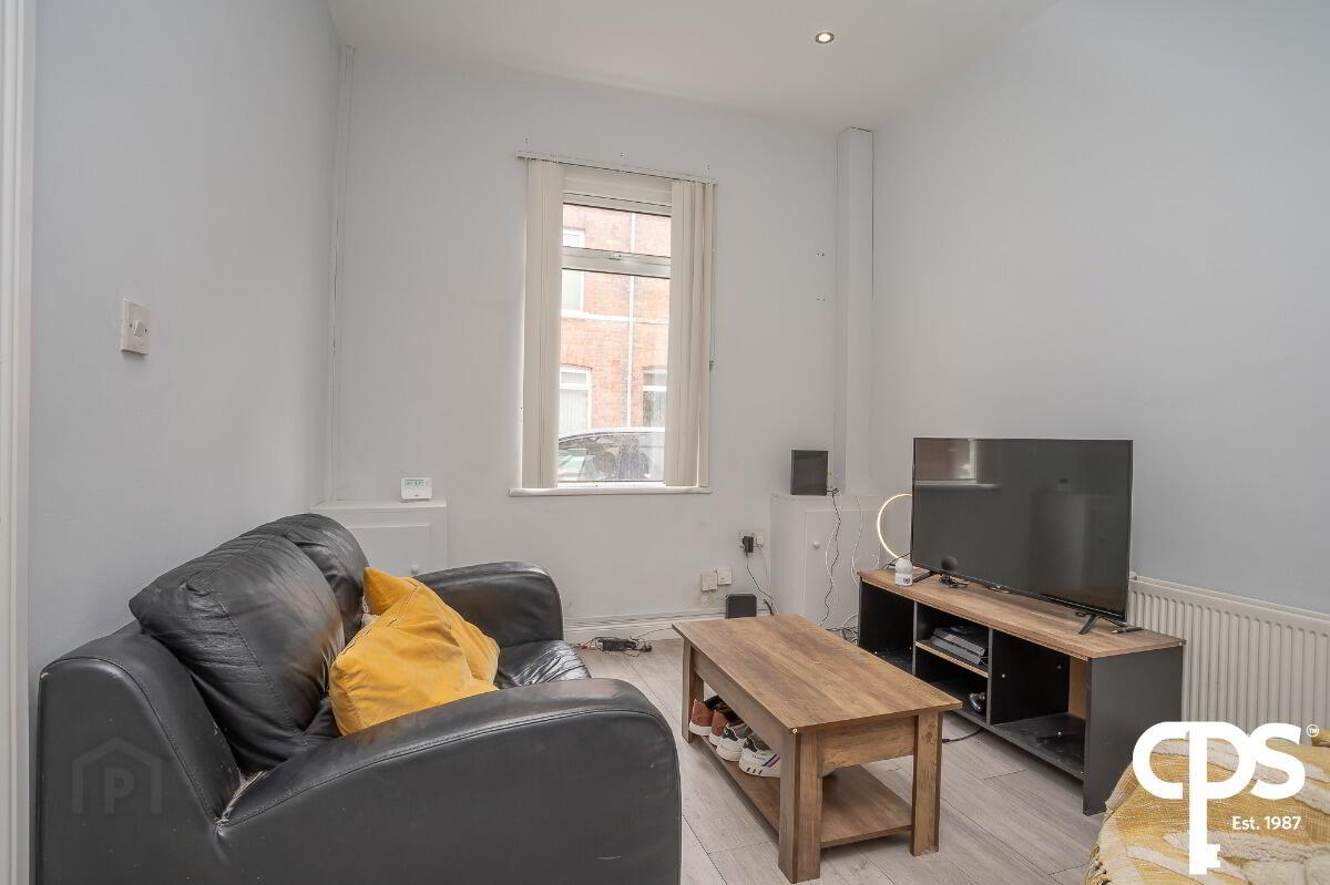 105 Walmer Street 4 of 20