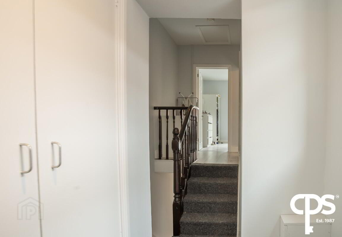 105 Walmer Street 13 of 20