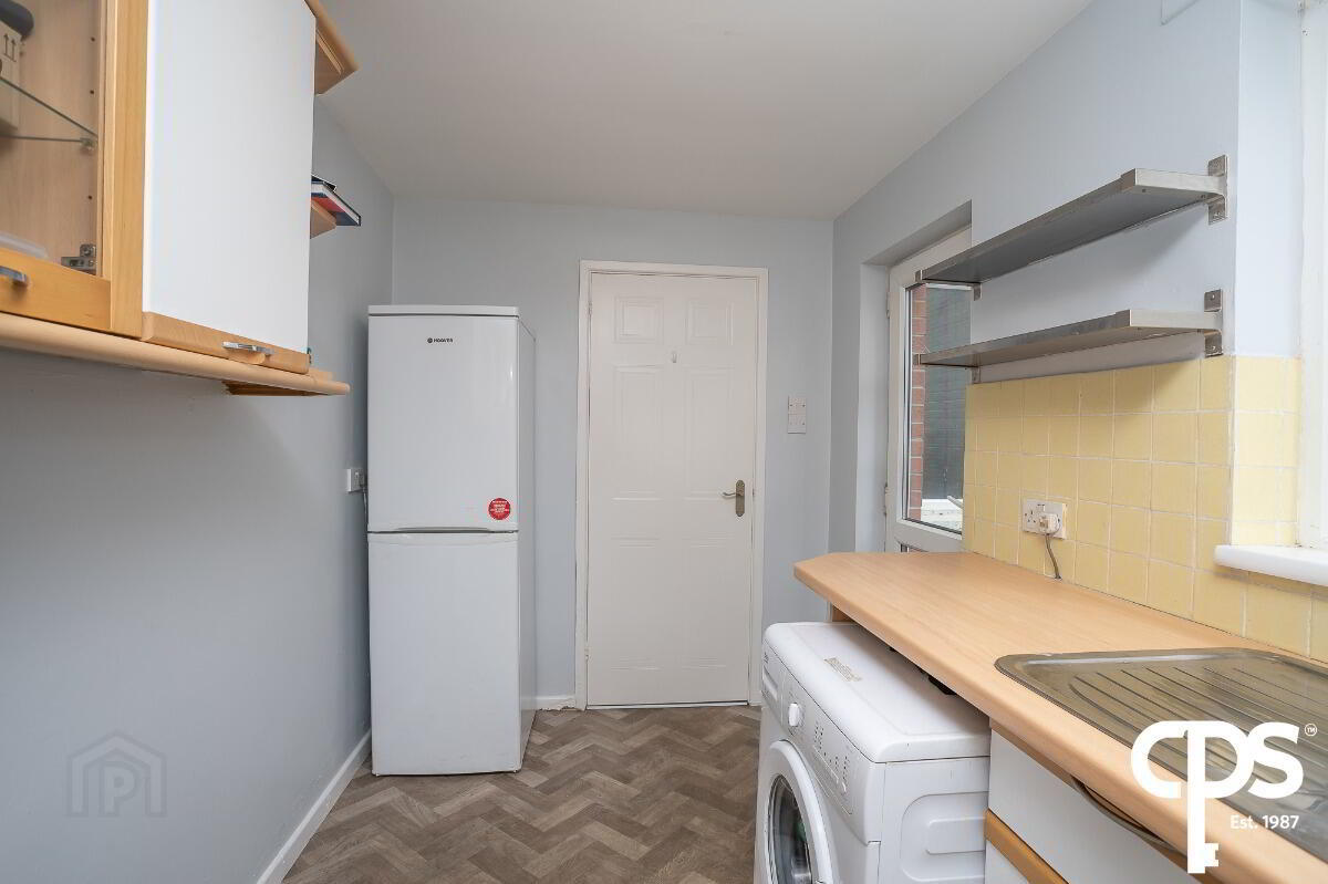 105 Walmer Street 11 of 20