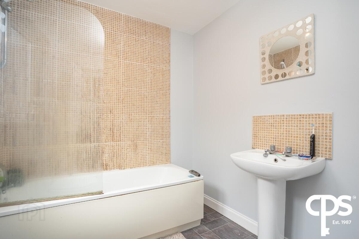 105 Walmer Street 15 of 20