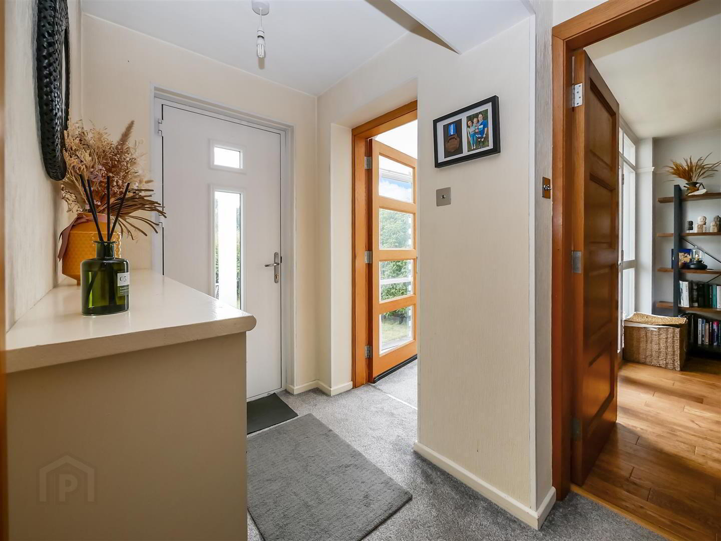 6 Bests Hill Court 3 of 19