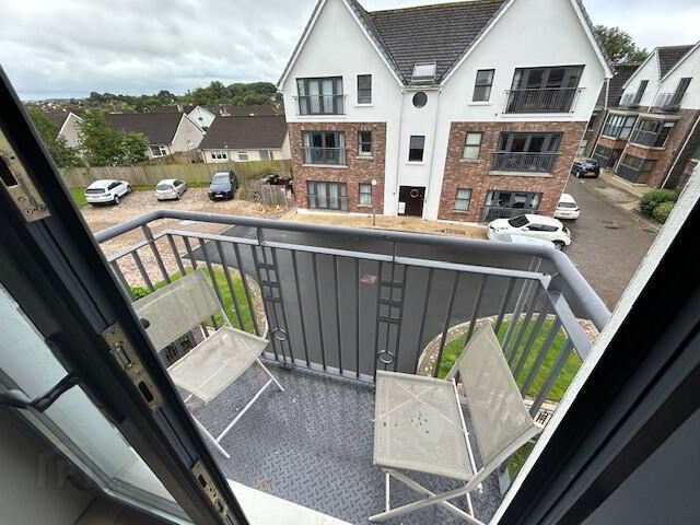 20 Montague Court( SHORT TERM Let) 8 of 12