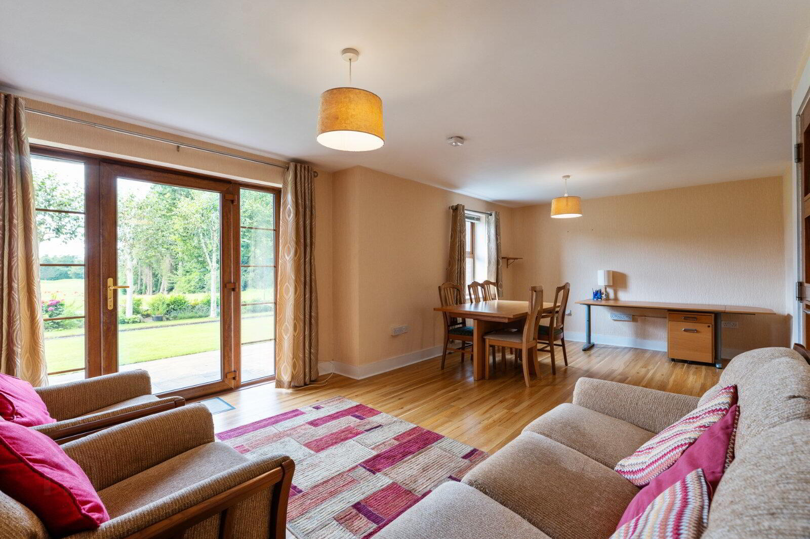 property description image