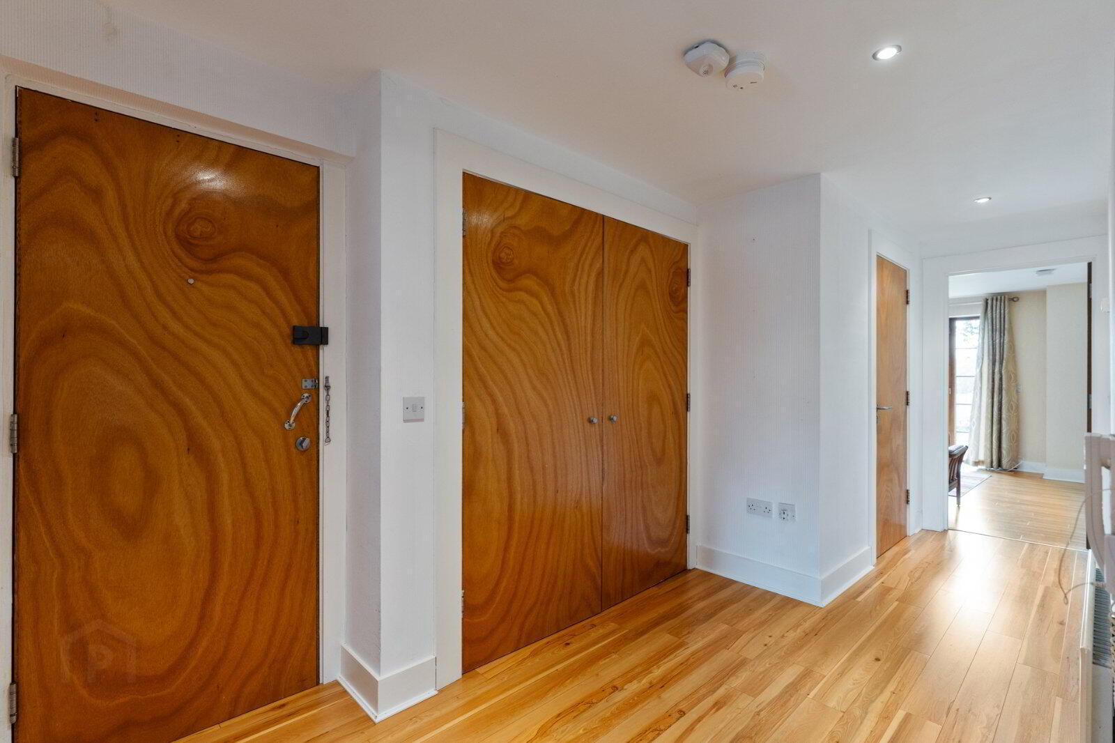 Apartment 2 53 Church Road 7 of 16