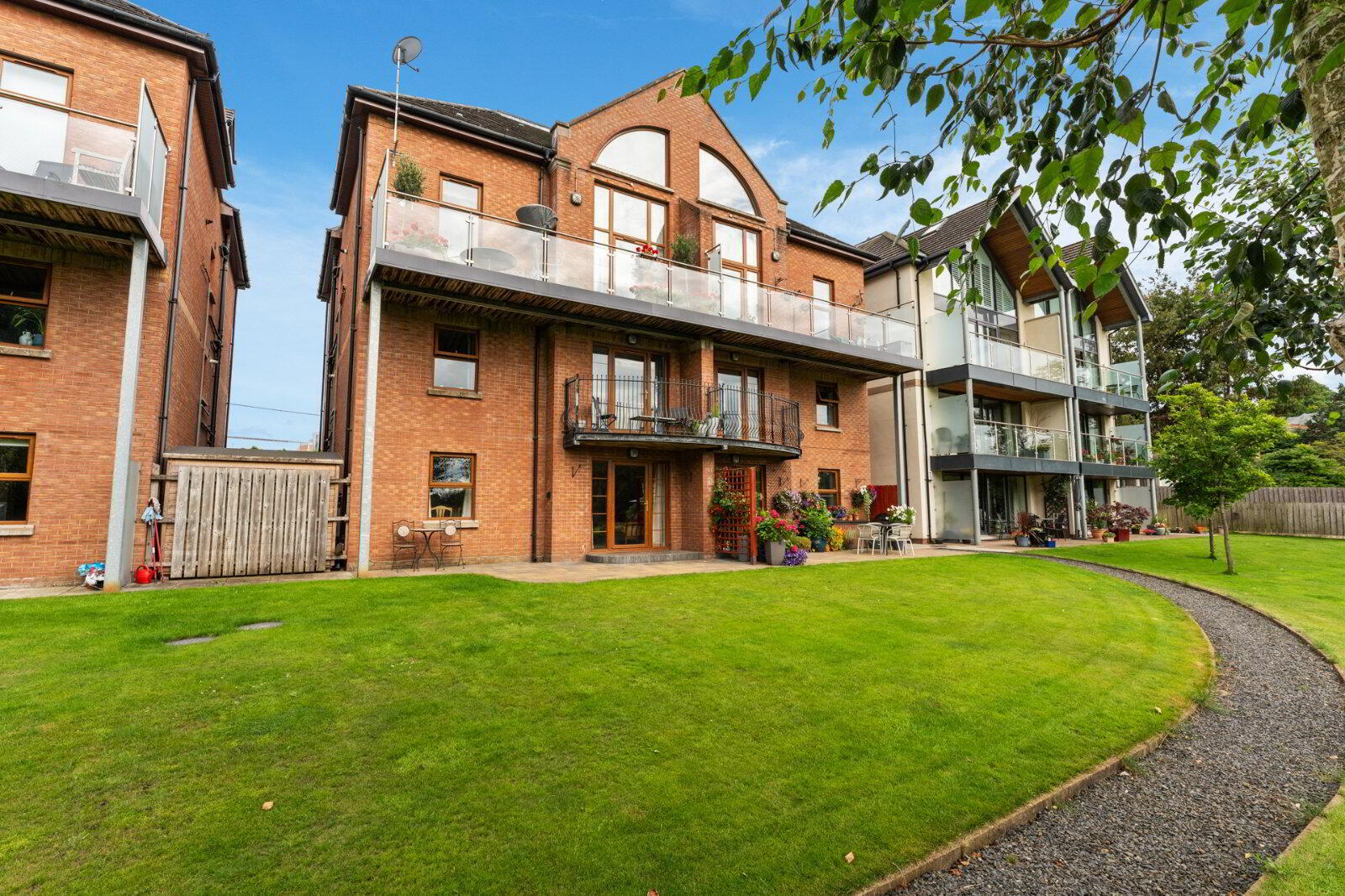 Apartment 2 53 Church Road 16 of 16