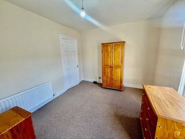 22 Fernwood Street 8 of 9