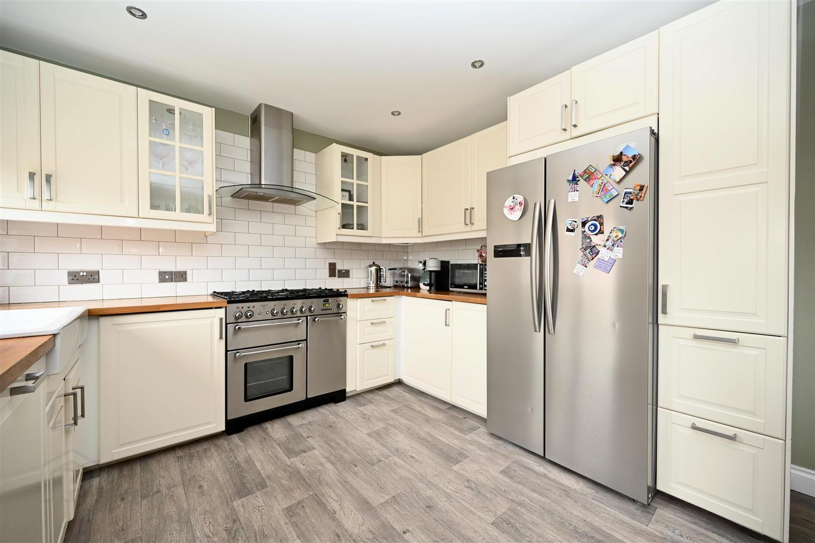 48 Moyra Drive 8 of 24
