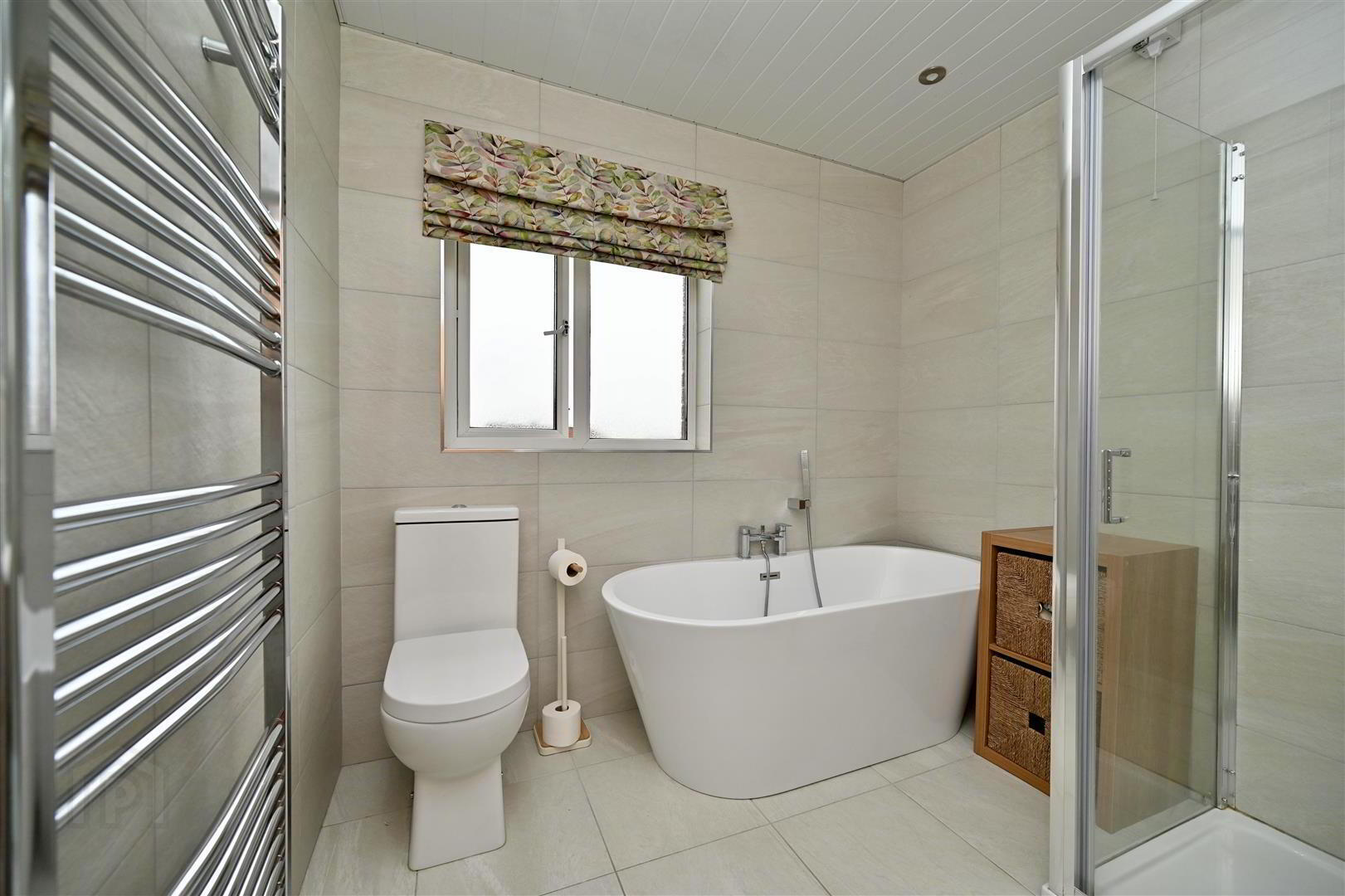 48 Moyra Drive 18 of 24