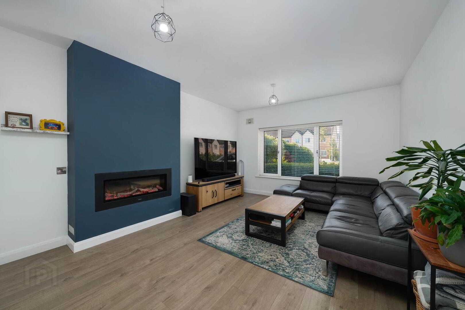 25 Dunville Green 4 of 23