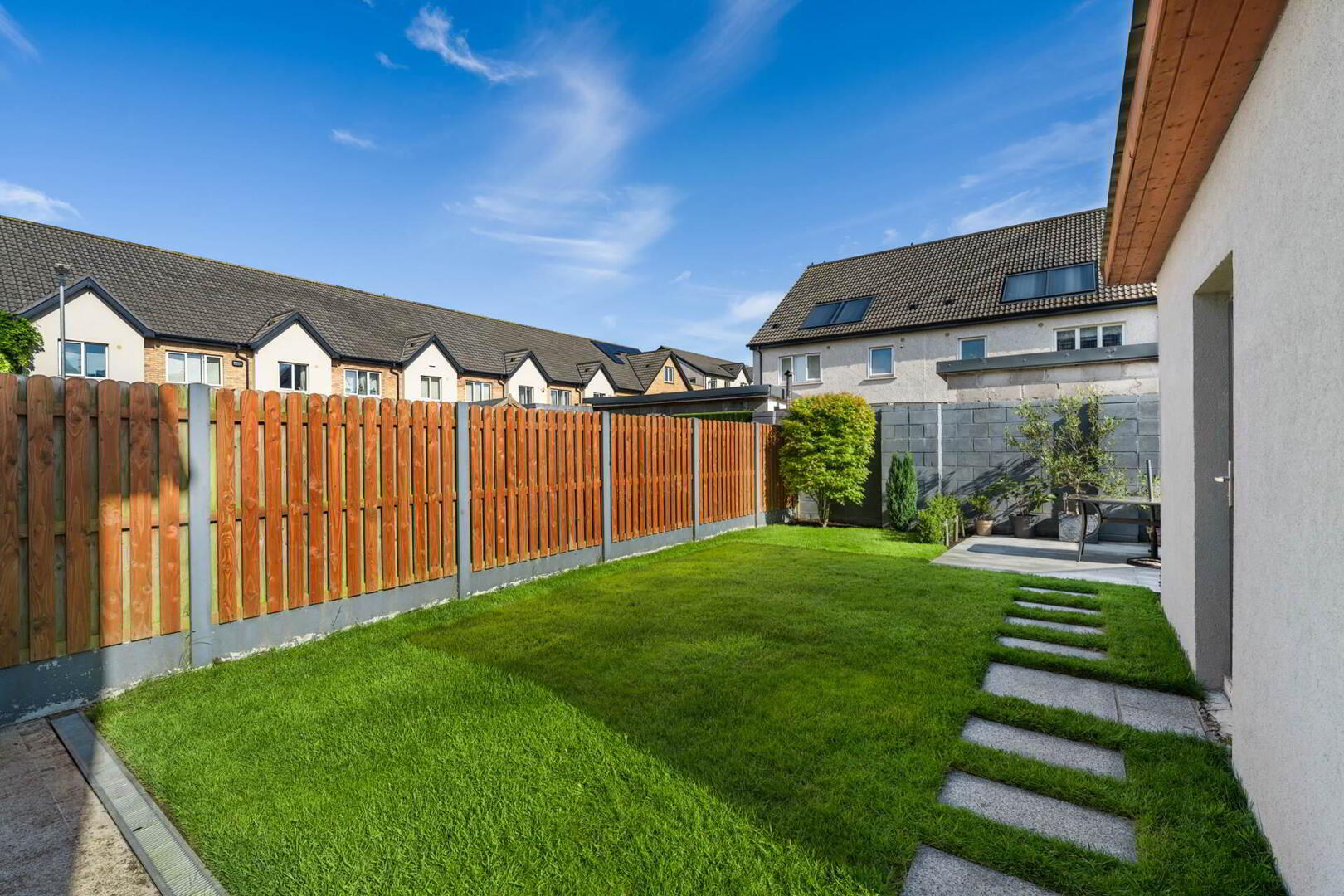 25 Dunville Green 22 of 23