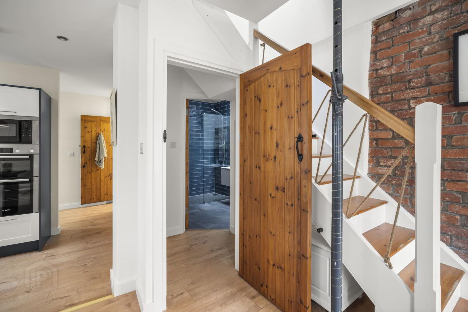 Peninsula House, 30 Wycherley Place 13 of 27