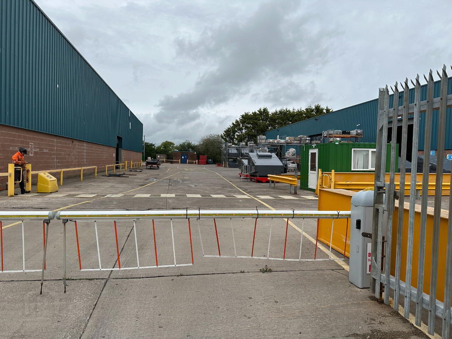 Unit 1, 2 & 4, 110 Trewmount Road 6 of 20