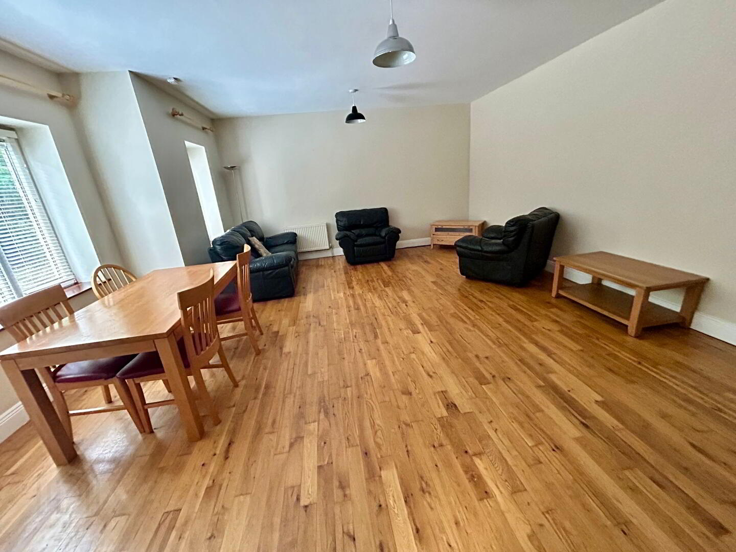 Apartment 1, Bowling Court 6 of 20