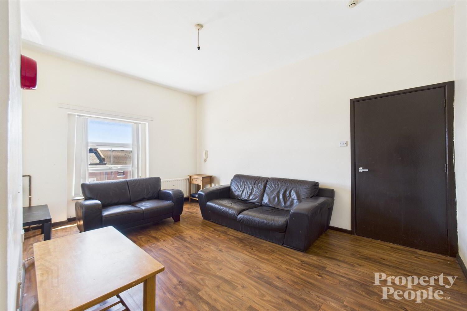 Flat 3, 142 Antrim Road 3 of 18