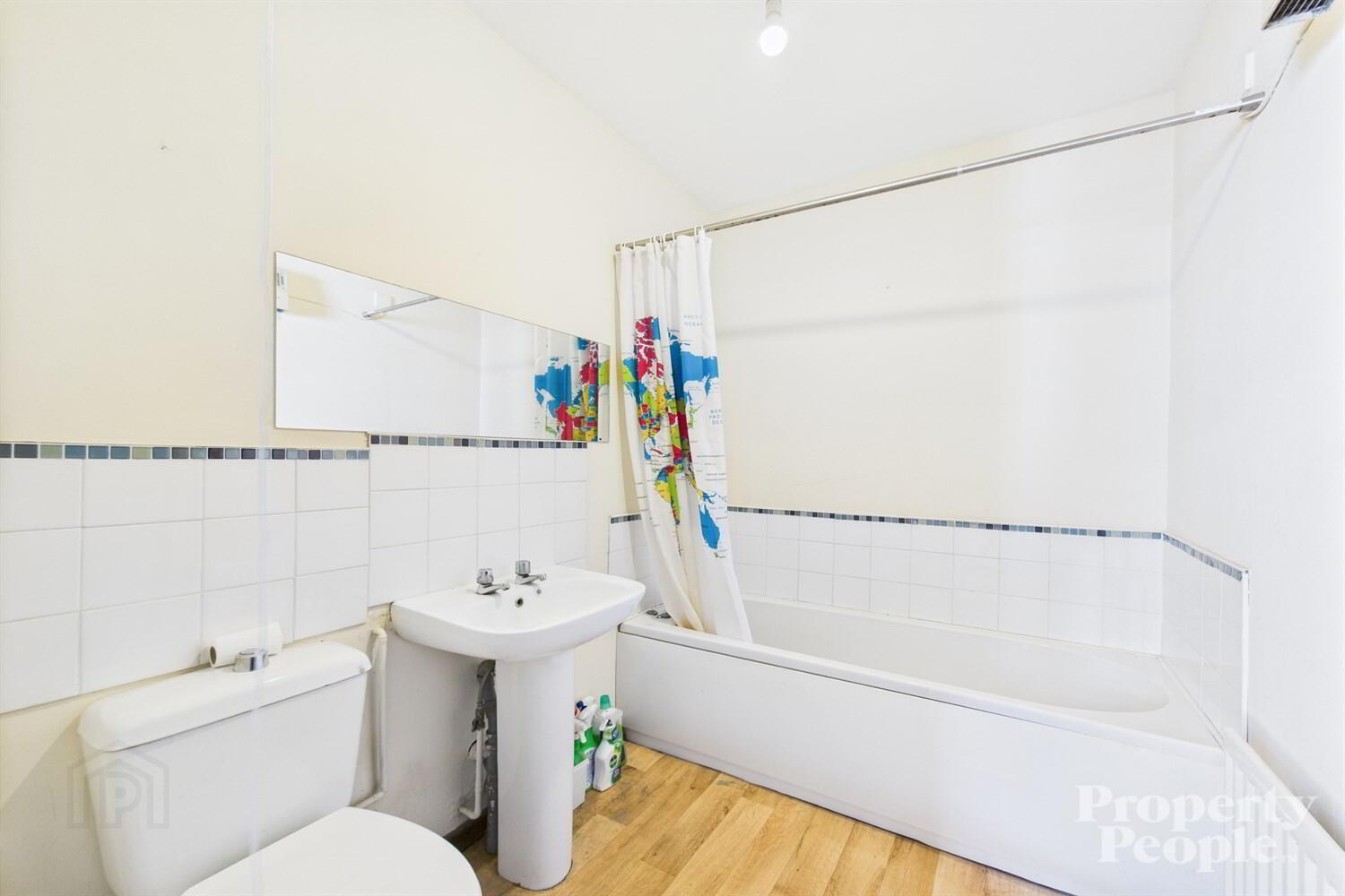 Flat 3, 142 Antrim Road 14 of 18