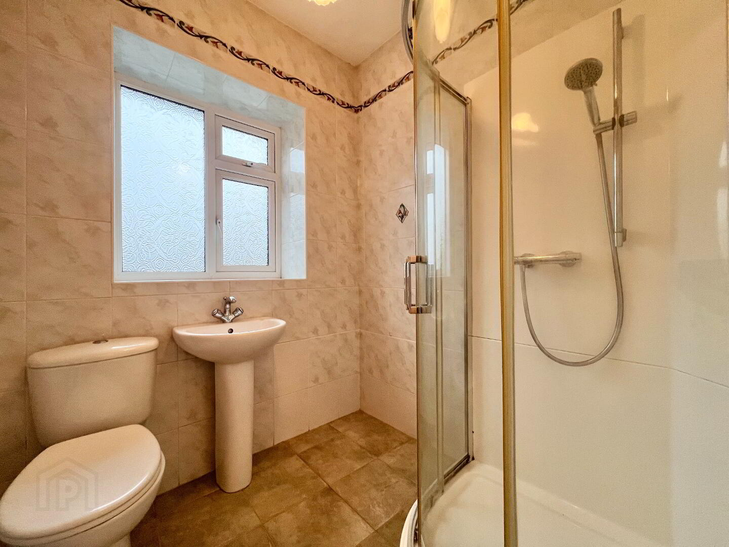 75 Largy Road 9 of 12