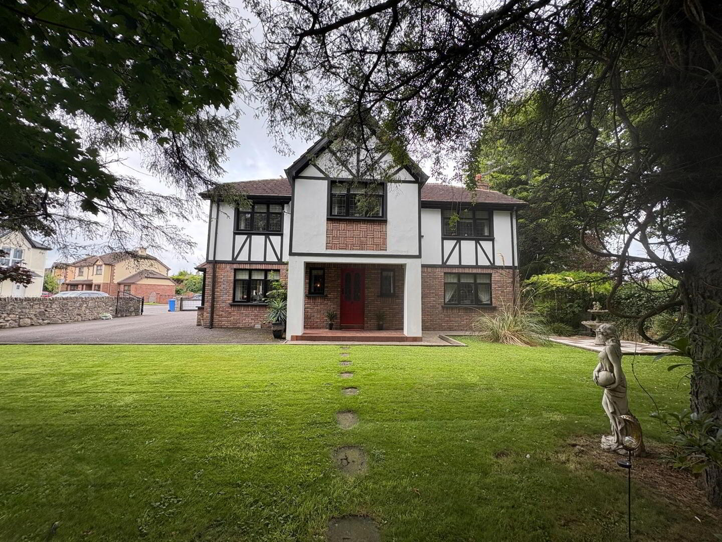 1b Primrose Park 1 of 68