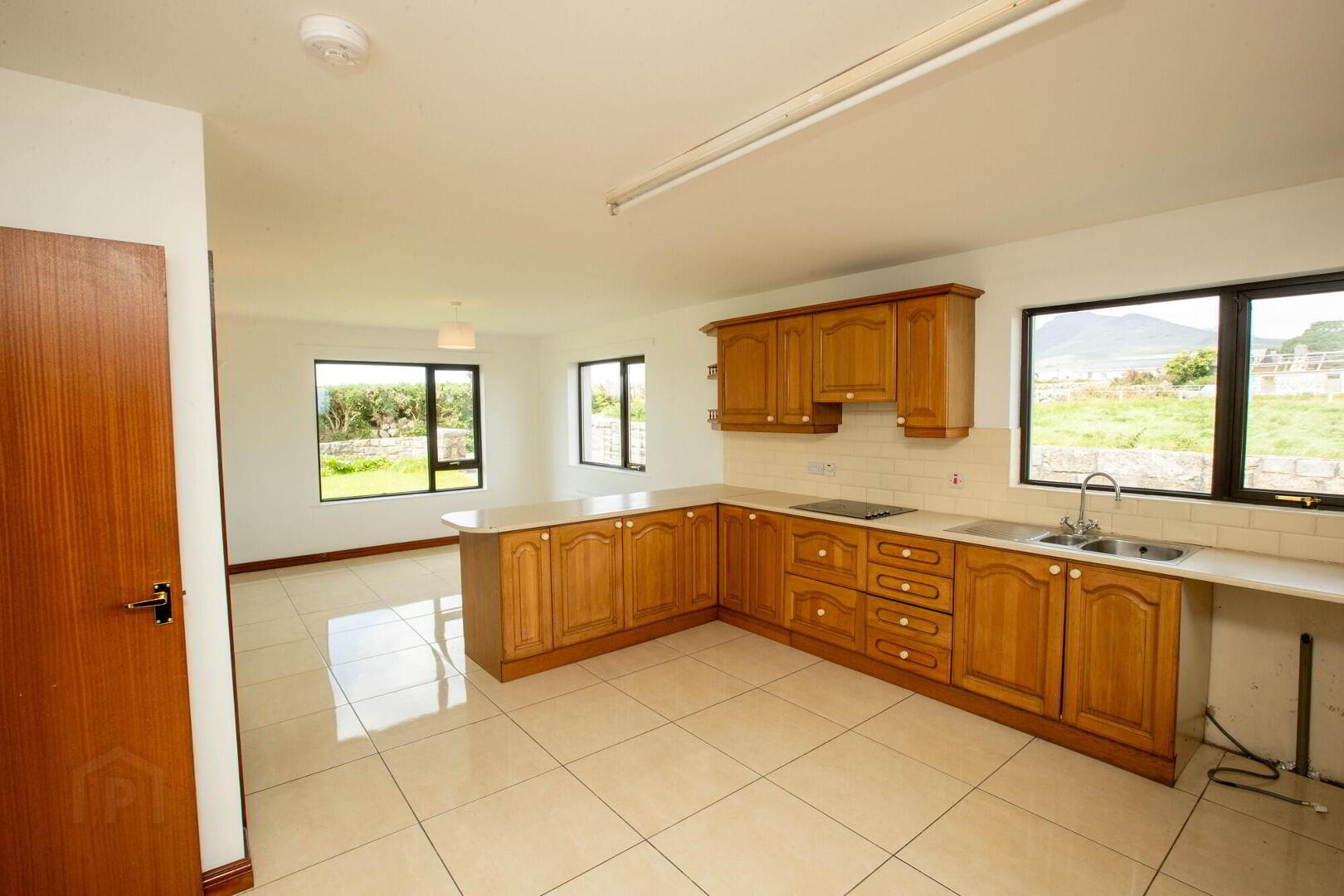 25 Grove Road 13 of 31