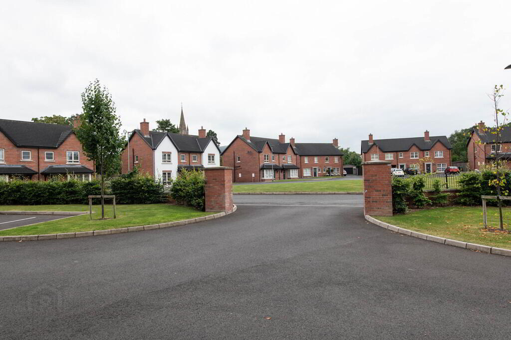 64 Loughshore Manor 20 of 22