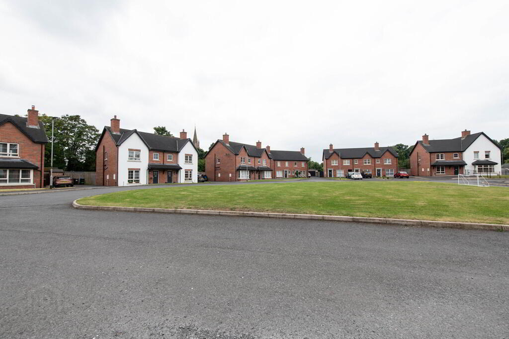 64 Loughshore Manor 21 of 22