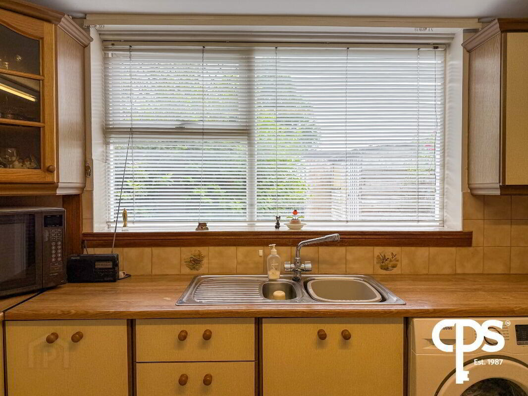 17 Drumbreda Avenue 11 of 18