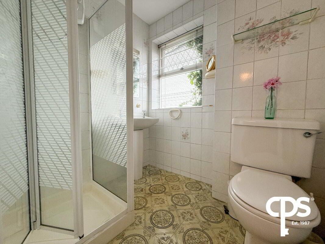 17 Drumbreda Avenue 15 of 18
