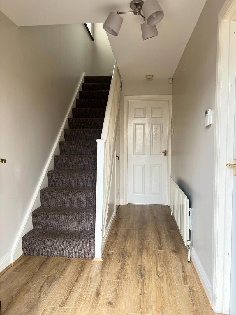 32 Bridal Hill 2 of 17