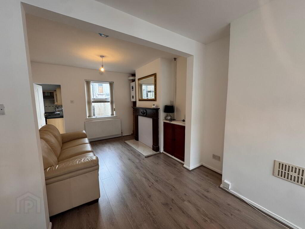 35 Meadowbank Place 3 of 14