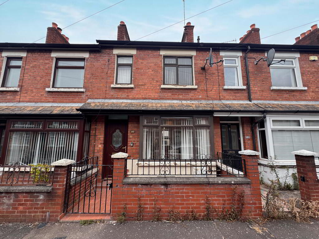 35 Meadowbank Place 1 of 14