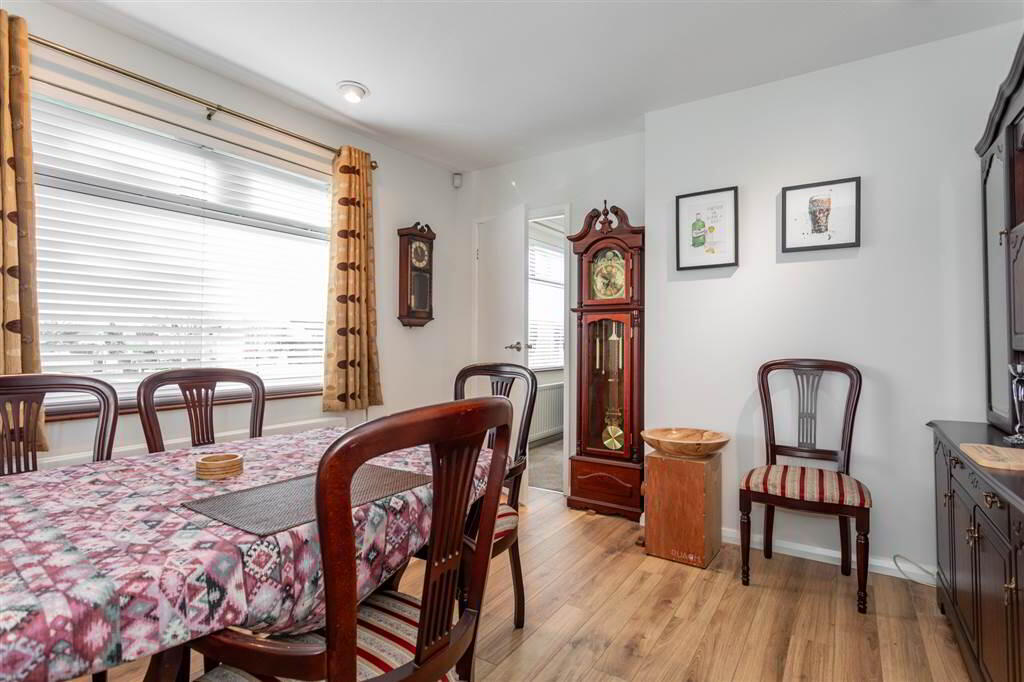 37 Collinwood 12 of 44
