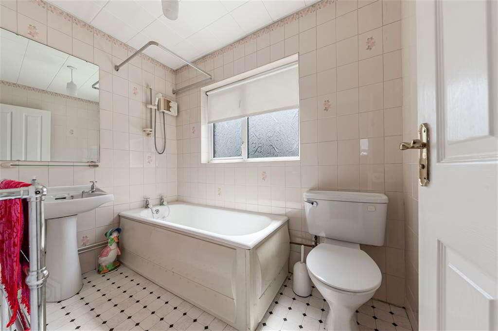 124 Cloona Park 27 of 34