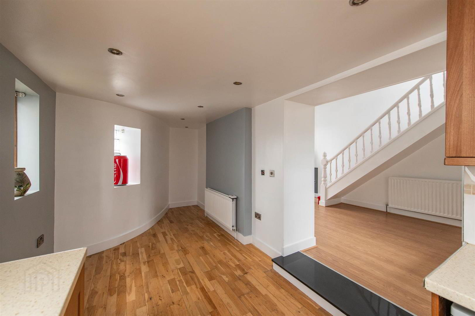 6 Shore Street 4 of 22