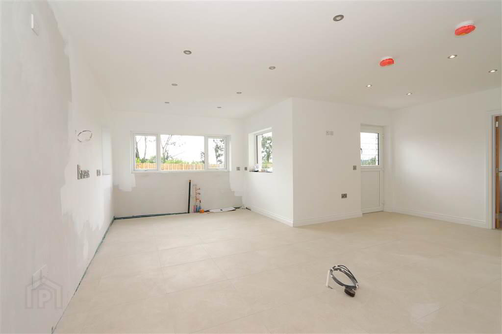 9 Killyleagh Road 14 of 27