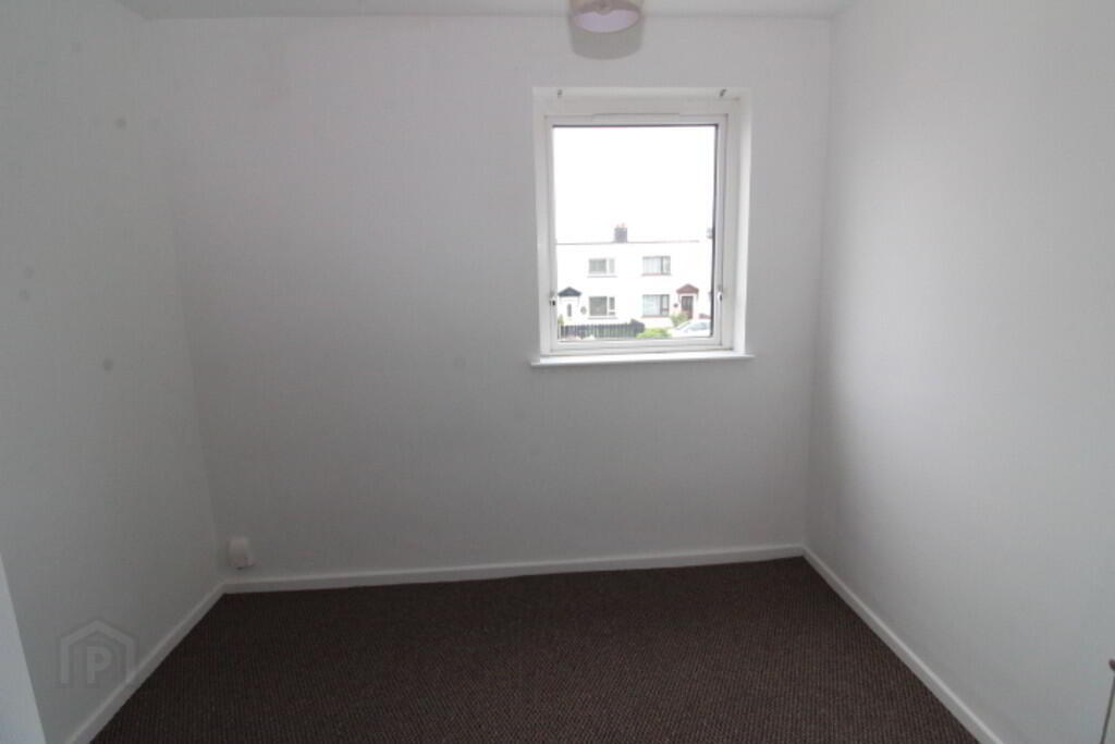 22 Abbots Gardens 10 of 12