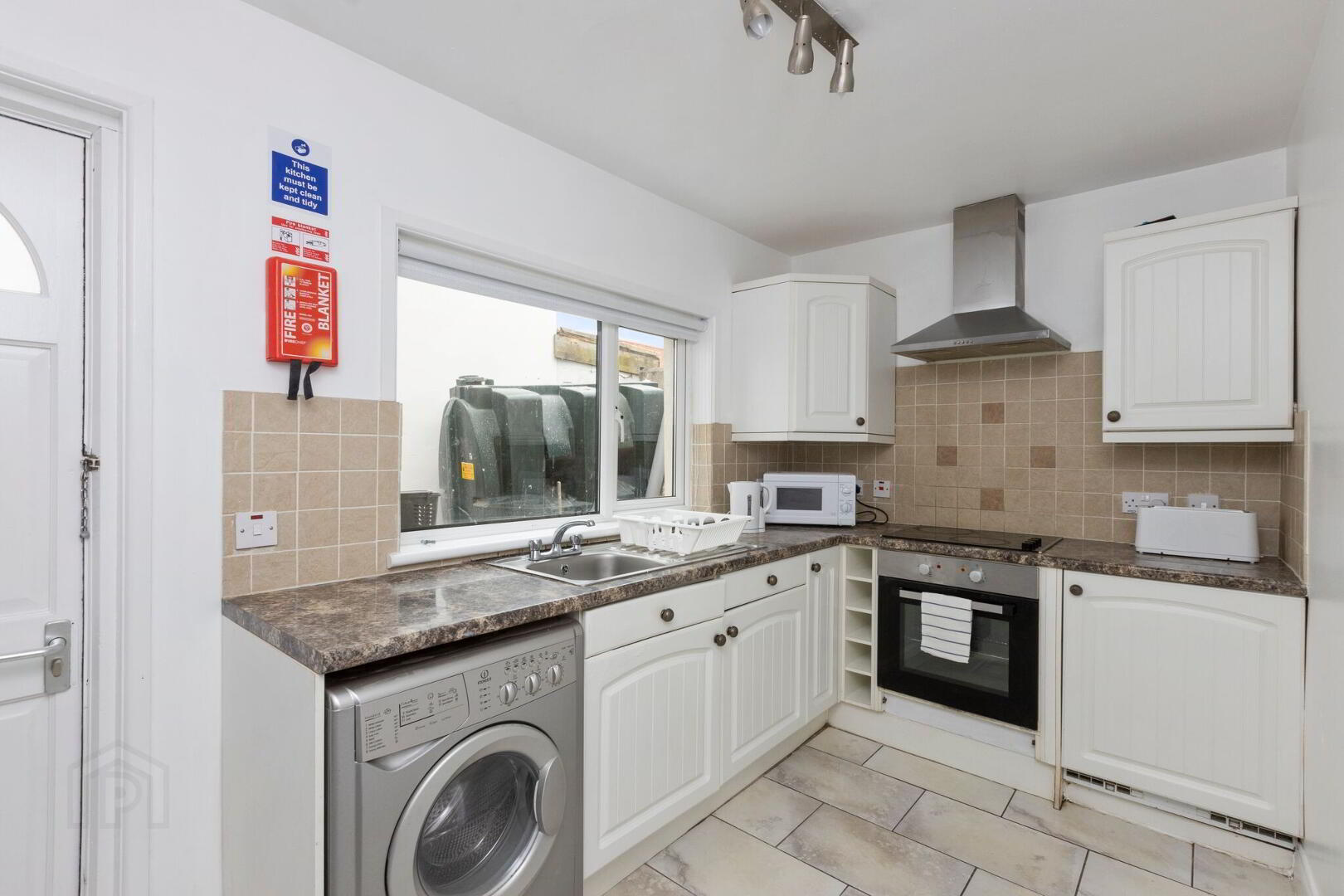 43 Candahar Street, Room 4 7 of 7