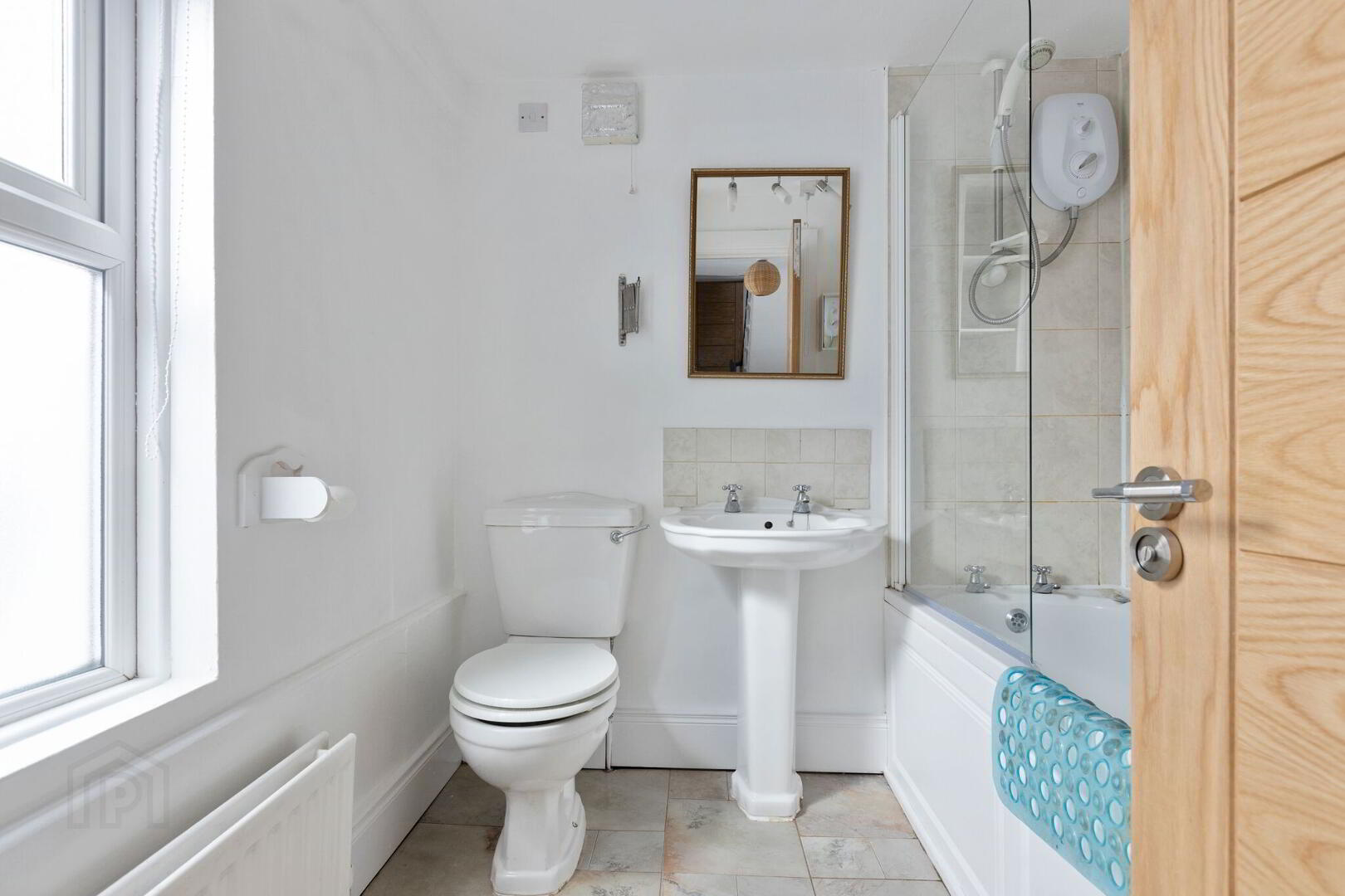 43 Candahar Street, Room 4 6 of 7