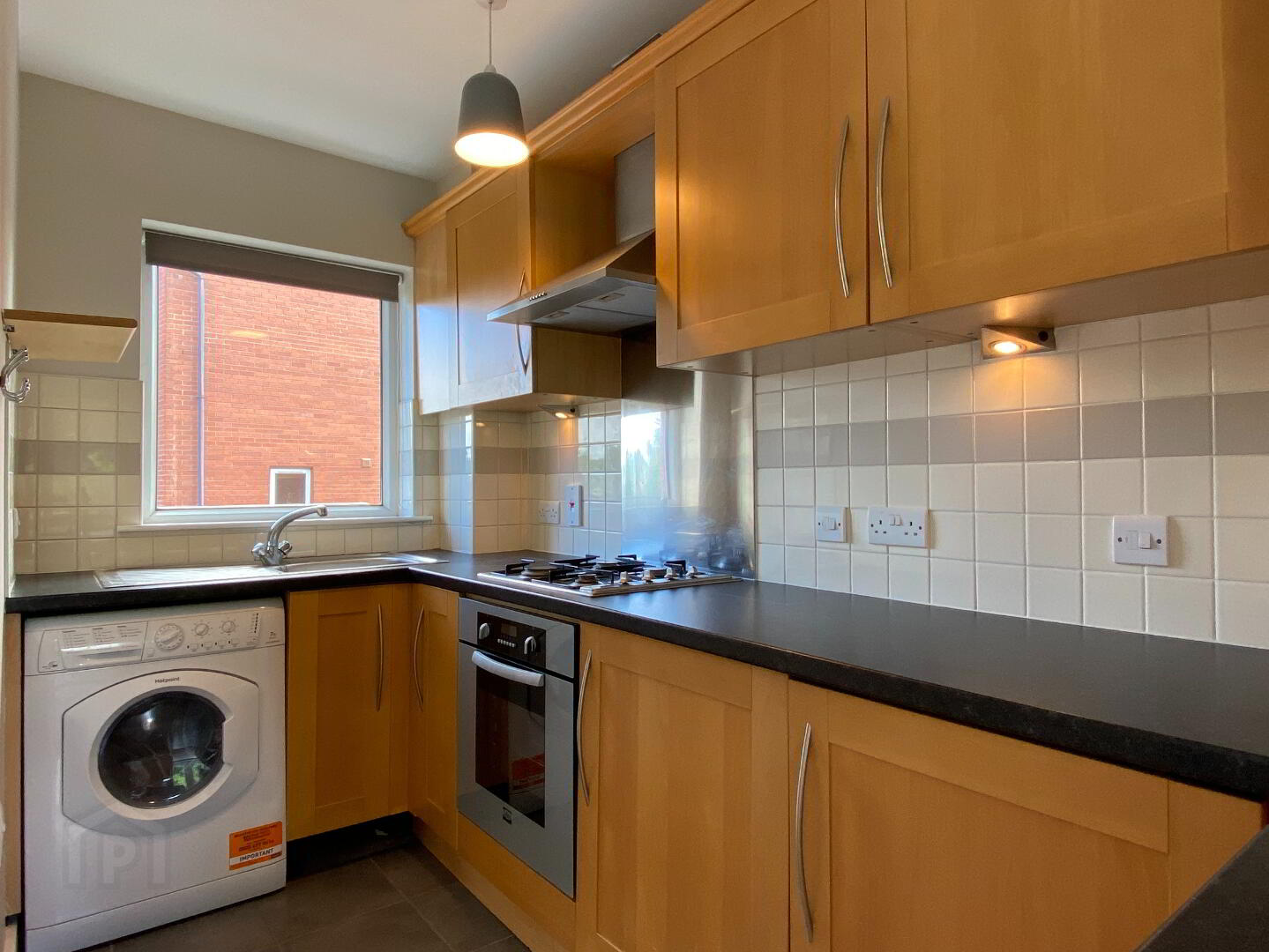 3 Kingsway Court 3 of 16