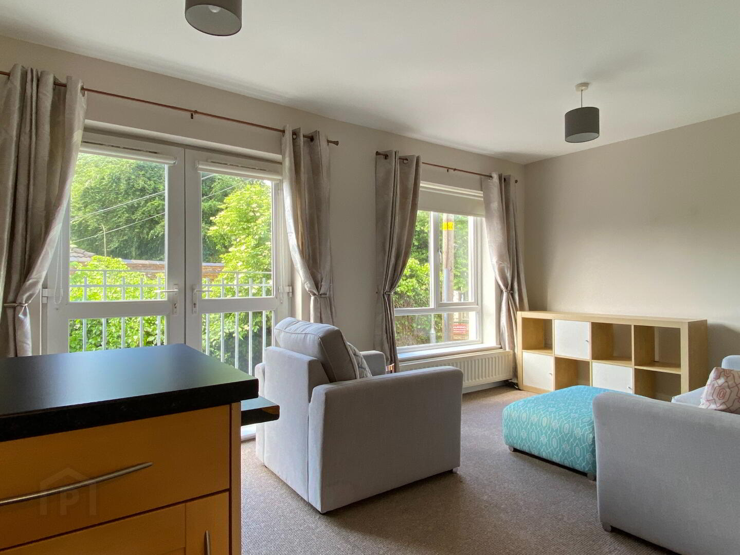 3 Kingsway Court 4 of 16