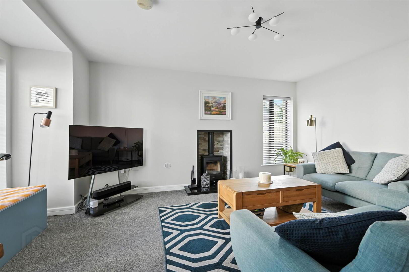 29 Chantry Gardens 4 of 23