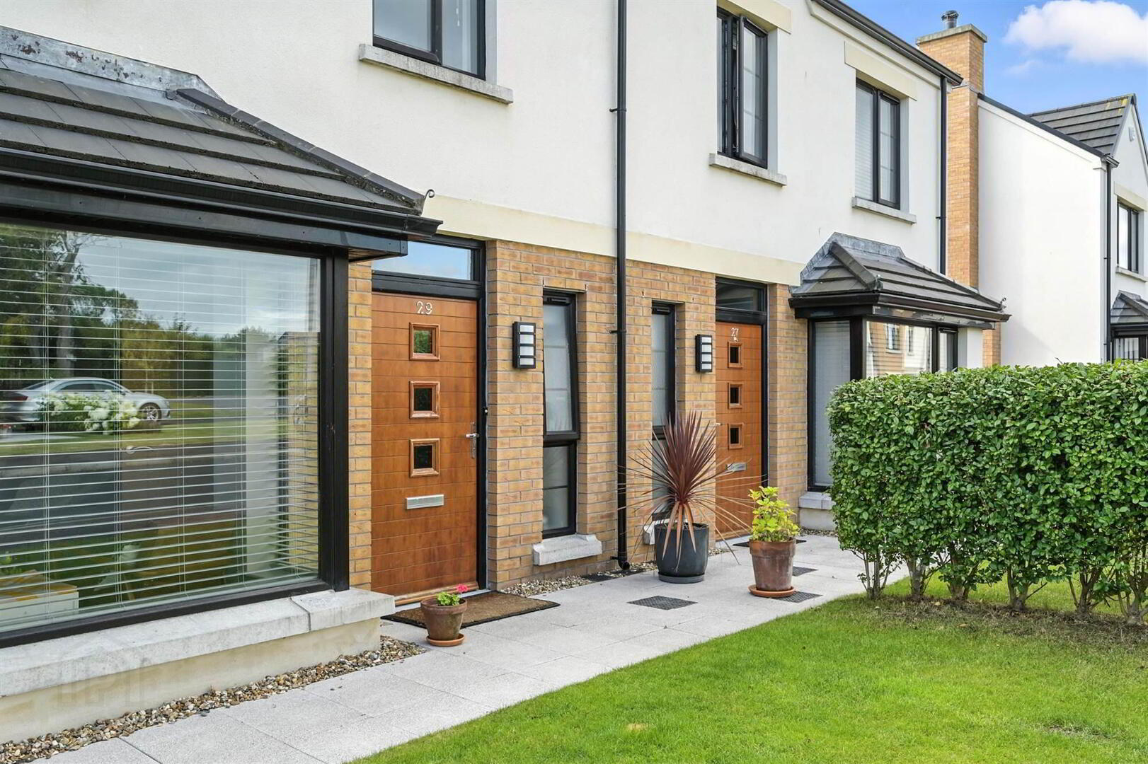 property description image