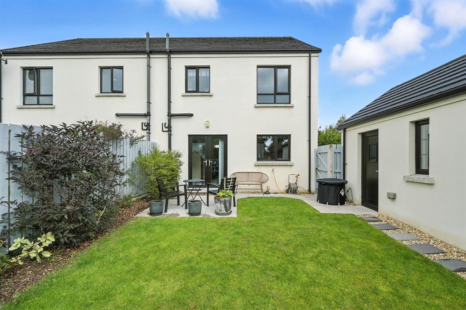 29 Chantry Gardens 21 of 23