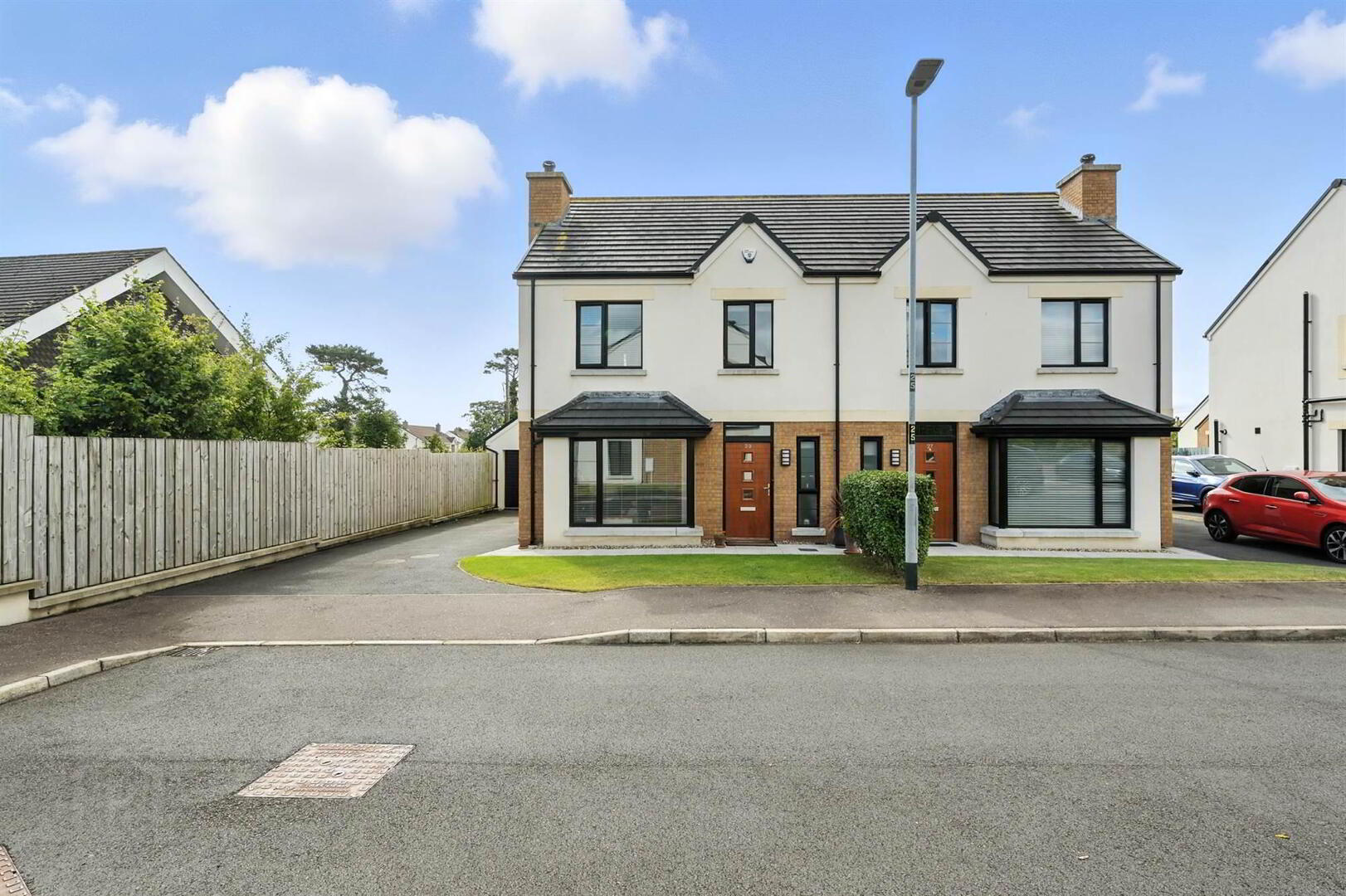 29 Chantry Gardens 23 of 23