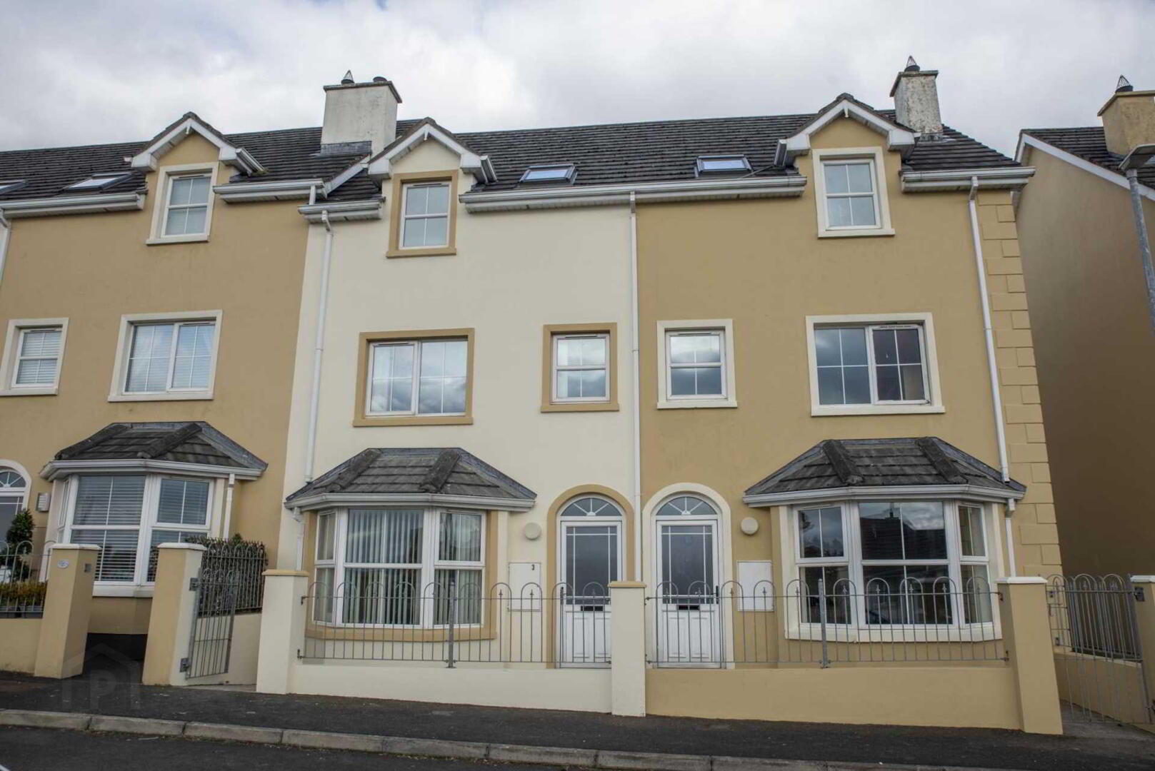 property description image