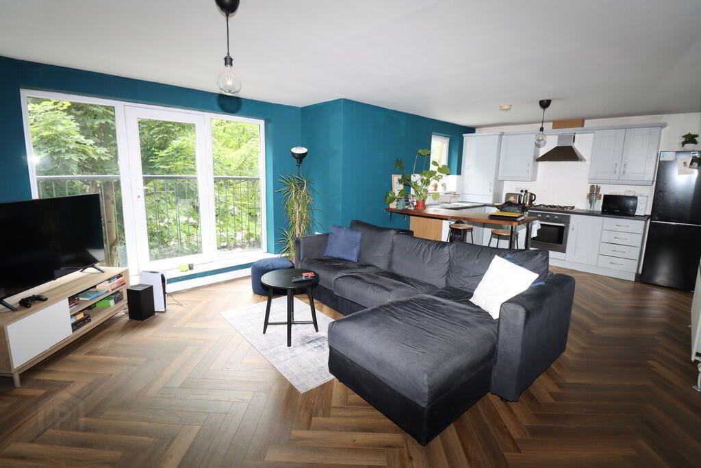 property description image