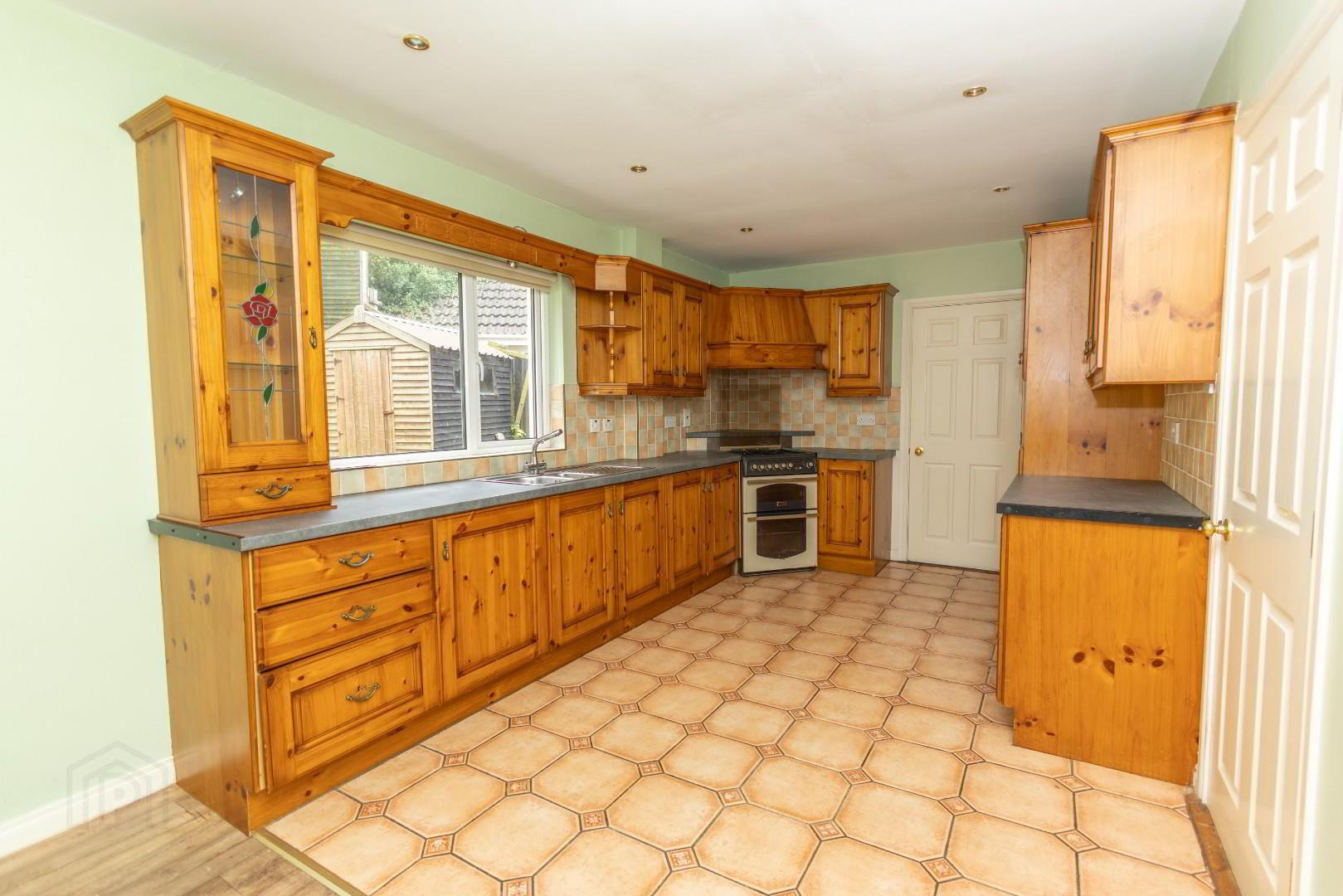 5 Kildarragh Close 10 of 27