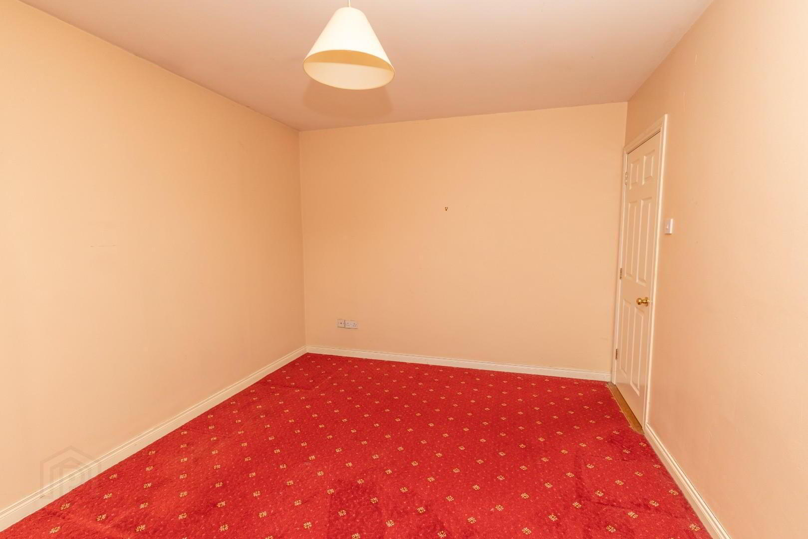5 Kildarragh Close 19 of 27