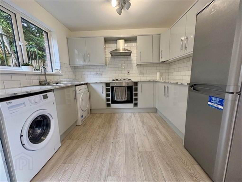 3 Lisnasharragh Terrace 5 of 14