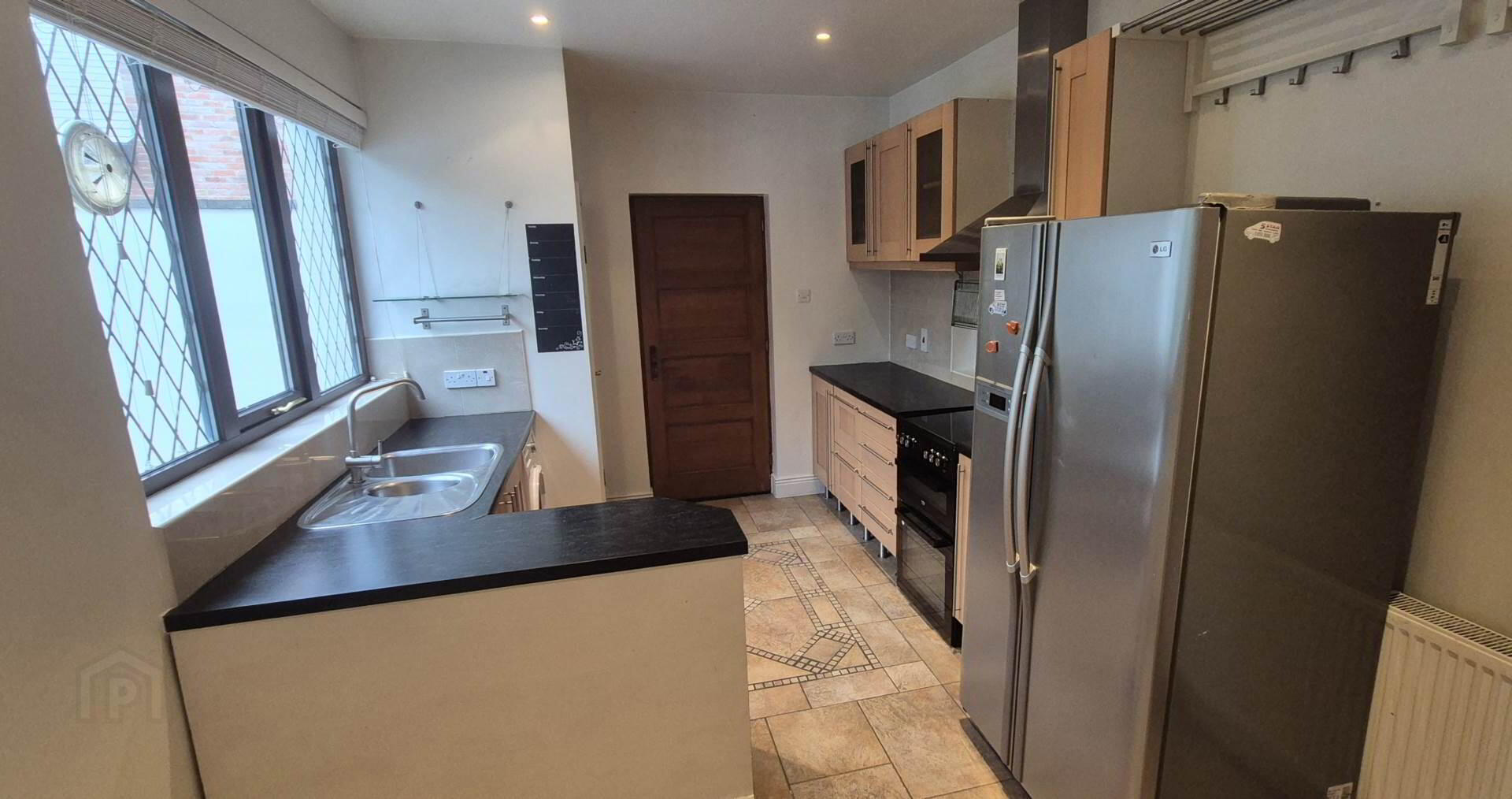 28 Steelstown Road 22 of 47