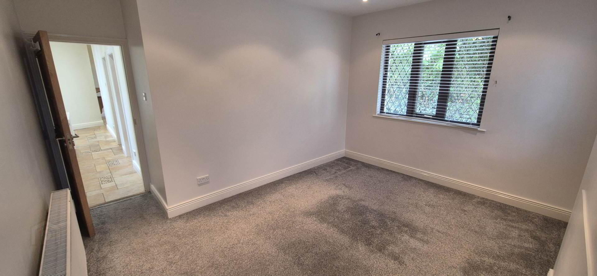 28 Steelstown Road 34 of 47