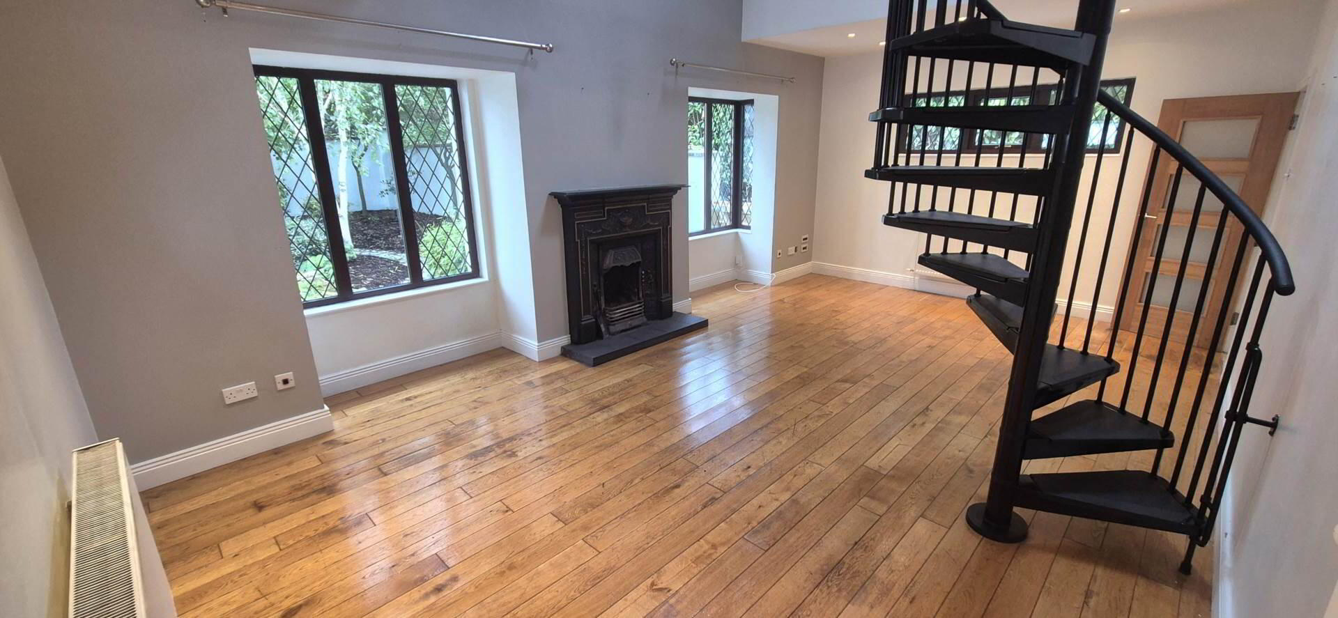 28 Steelstown Road 14 of 47